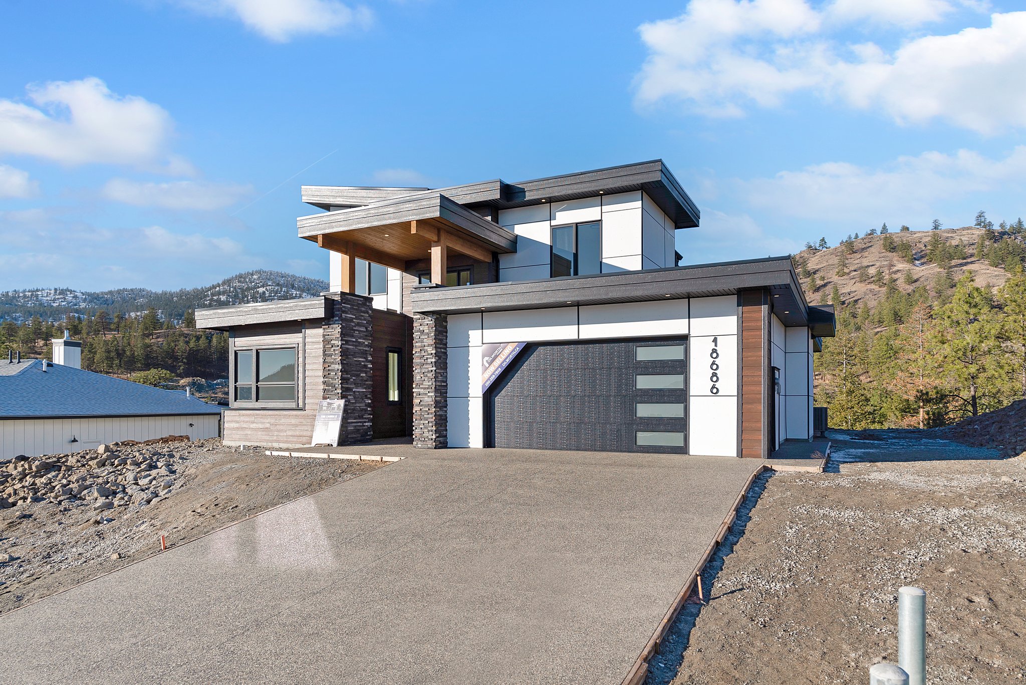 Hunters Hill Exterior Semi-Custom Home